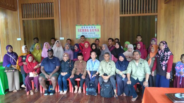 Site visit researchers from Hokkaido Univ, UNDP, International Peat Society (IPS), Japan Peatland Society (JPS), BRG (Peatland Restoration Agency)